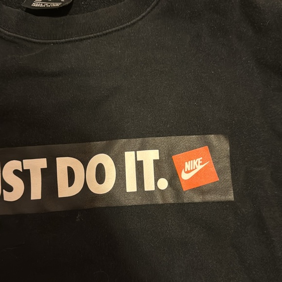 Nike vintage black crewneck sweater - Picture 3 of 4